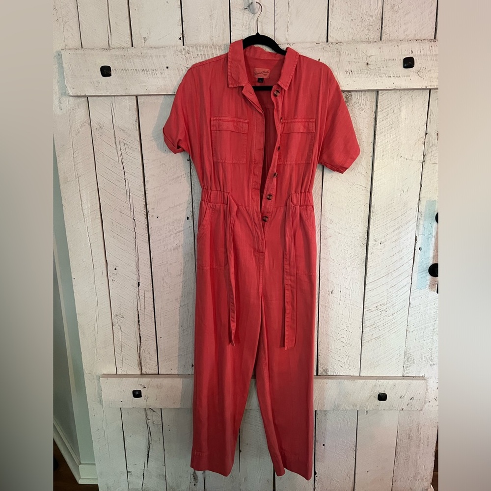 Universal Thread short sleeved boiler suit size 4